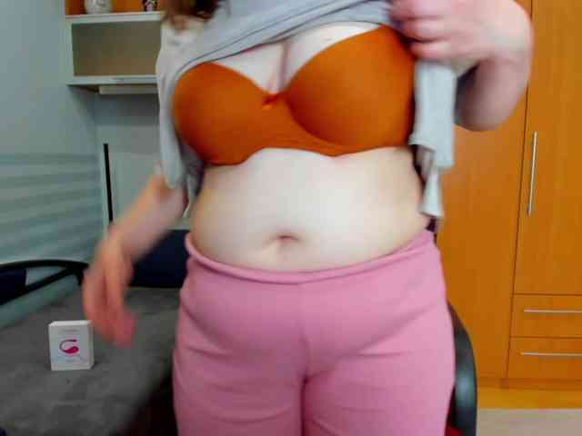 NaomiiWix webcam