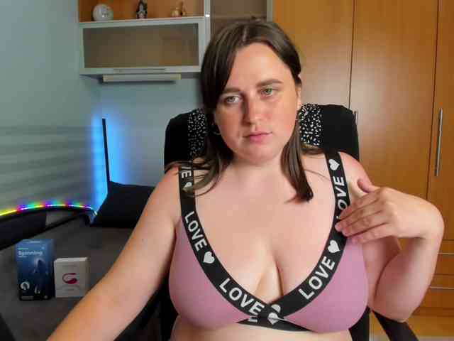 NaomiiWix webcam