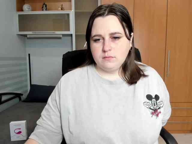 NaomiiWix webcam