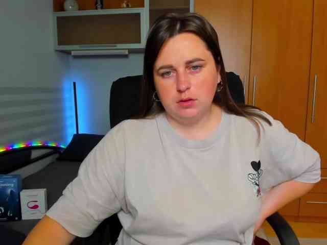 NaomiiWix webcam