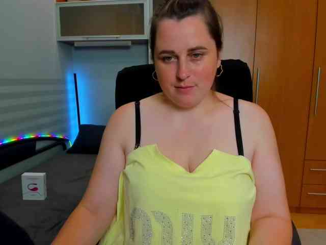 NaomiiWix webcam