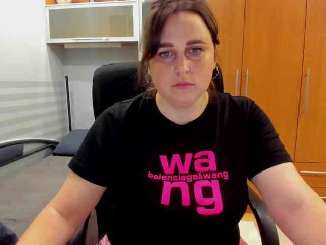 NaomiiWix webcam