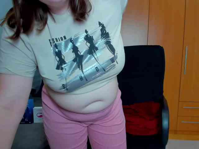 NaomiiWix webcam