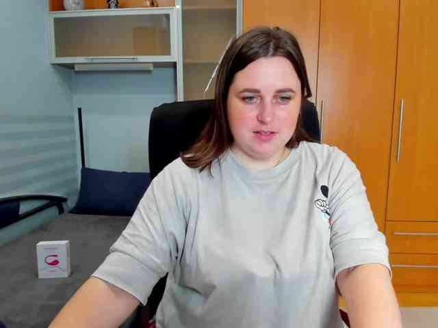 NaomiiWix webcam