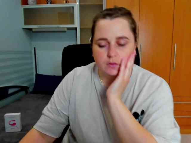 NaomiiWix webcam