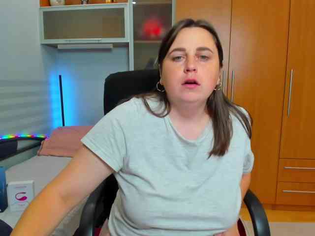 NaomiiWix webcam