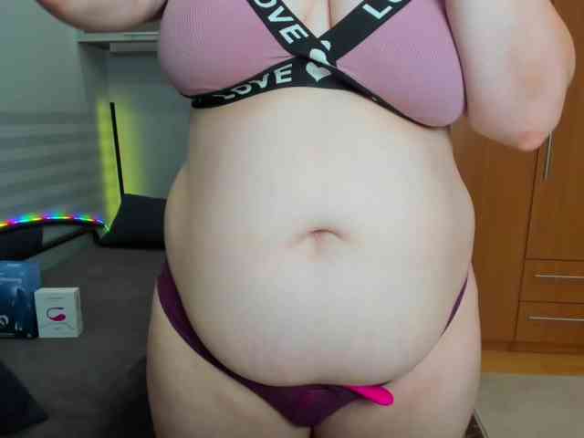 NaomiiWix webcam