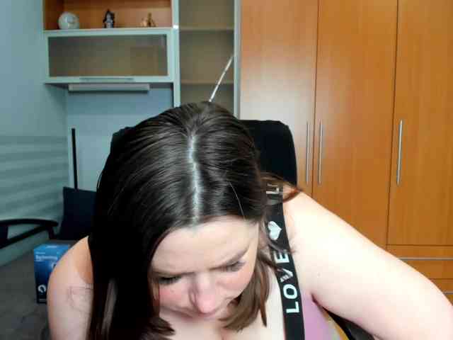 NaomiiWix webcam