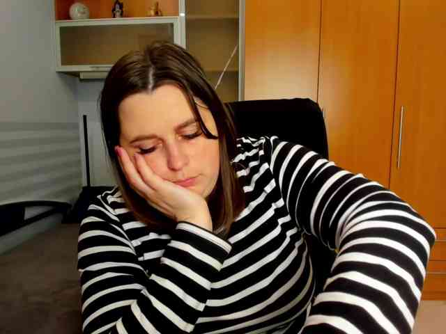NaomiiWix webcam