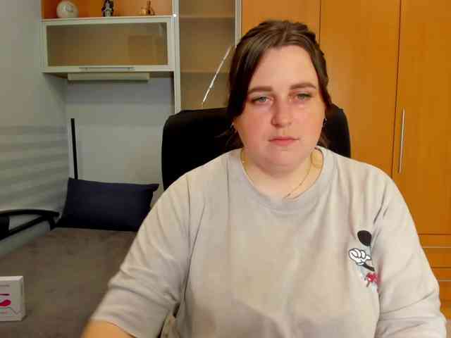 NaomiiWix webcam