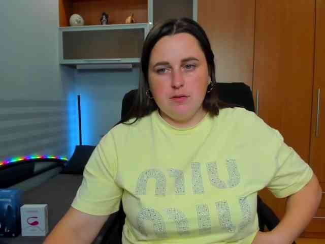 NaomiiWix webcam