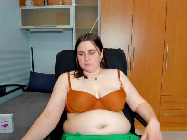 NaomiiWix webcam