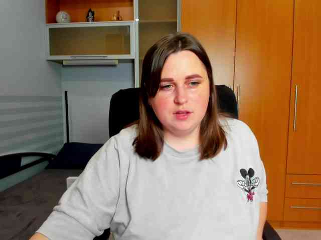 NaomiiWix webcam