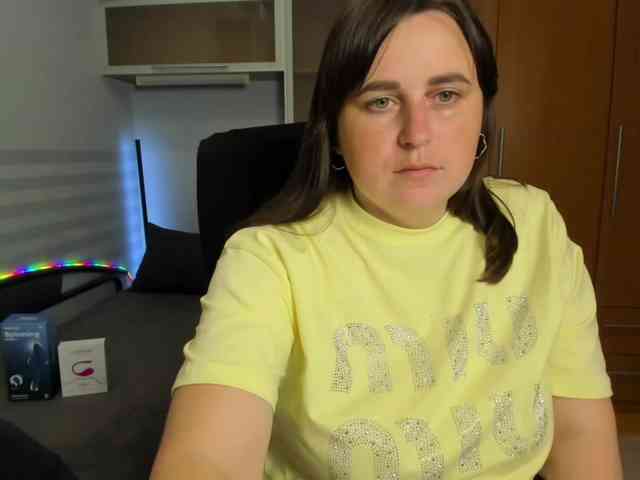 NaomiiWix webcam