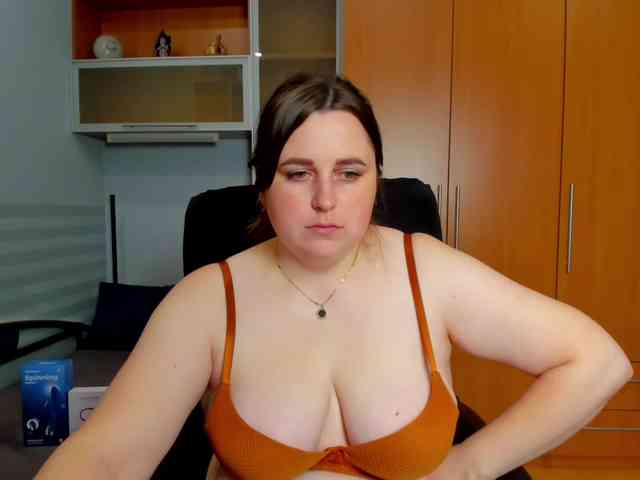 NaomiiWix webcam