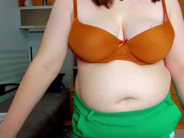 NaomiiWix webcam