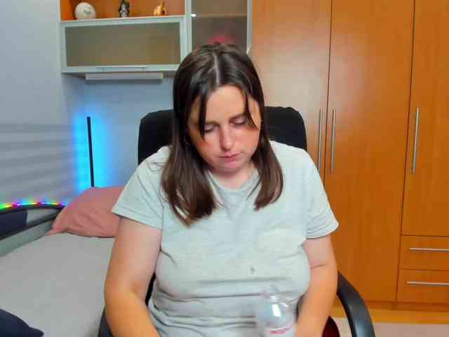 NaomiiWix webcam
