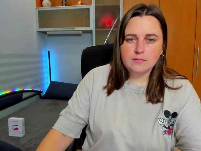 NaomiiWix webcam