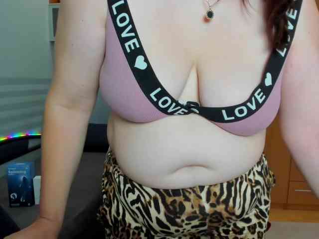 NaomiiWix webcam