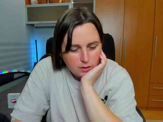 NaomiiWix webcam