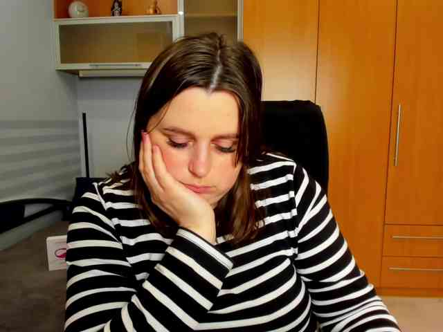 NaomiiWix webcam