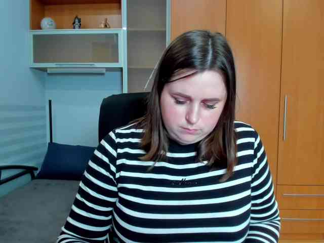 NaomiiWix webcam