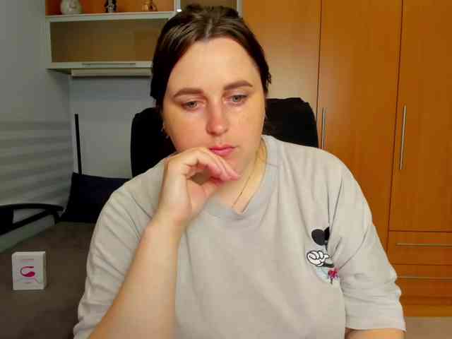 NaomiiWix webcam