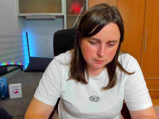 NaomiiWix webcam
