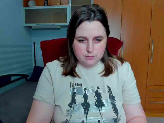 NaomiiWix webcam