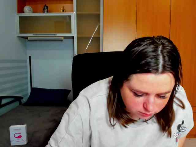 NaomiiWix webcam