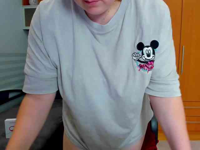 NaomiiWix webcam