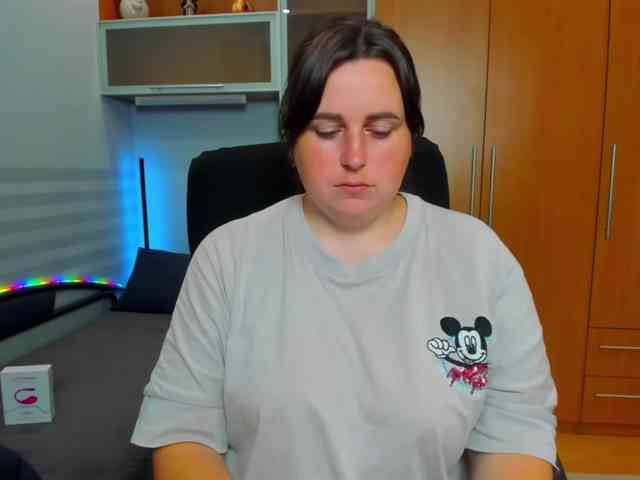 NaomiiWix webcam