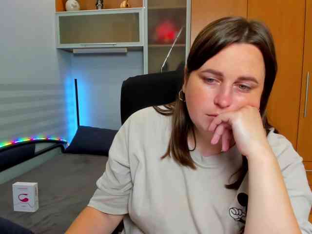 NaomiiWix webcam