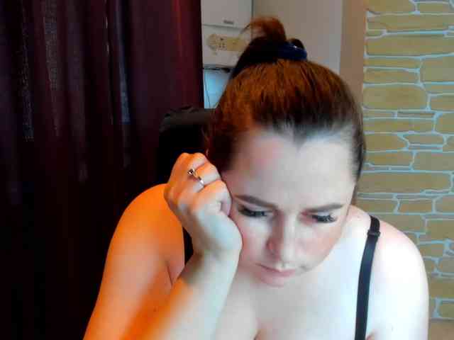 NaomiiWix webcam