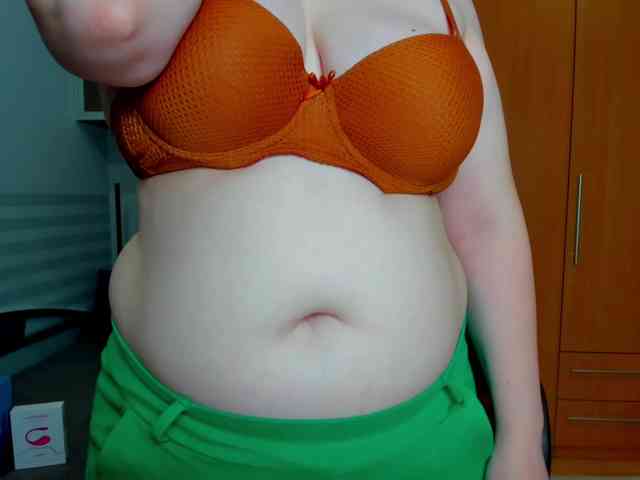 NaomiiWix webcam