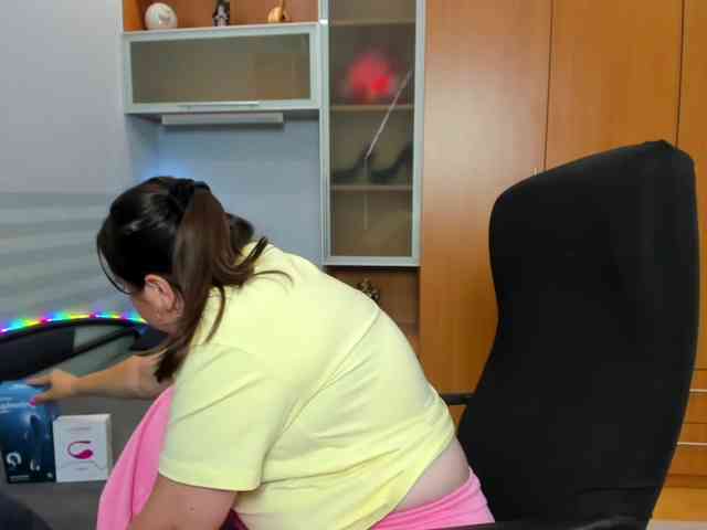 NaomiiWix webcam