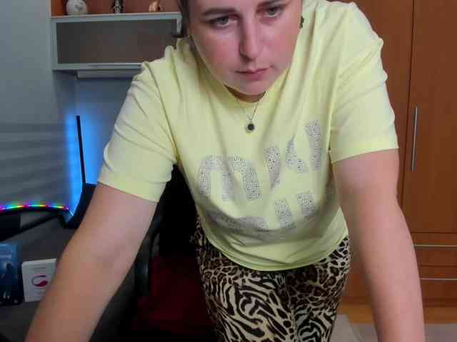 NaomiiWix webcam