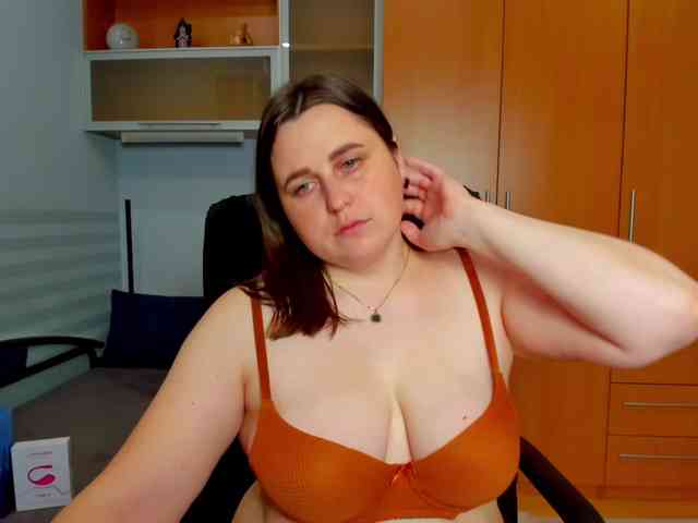 NaomiiWix webcam