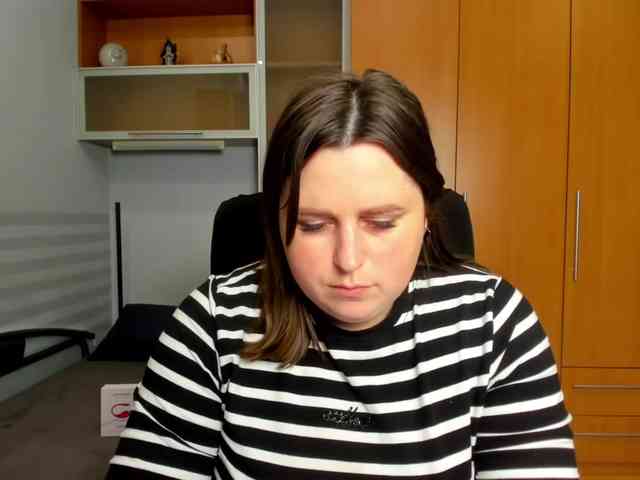 NaomiiWix webcam