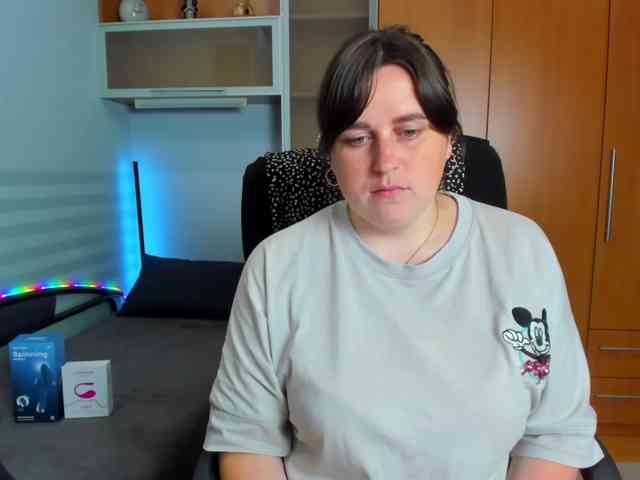 NaomiiWix webcam