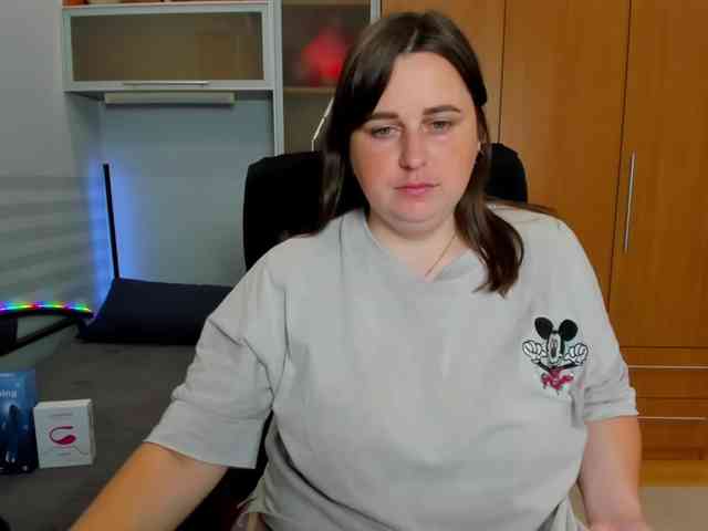 NaomiiWix webcam