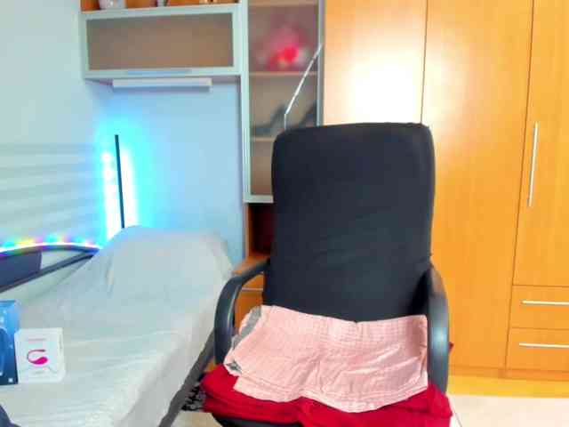 NaomiiWix webcam