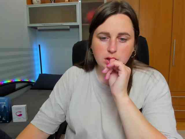 NaomiiWix webcam