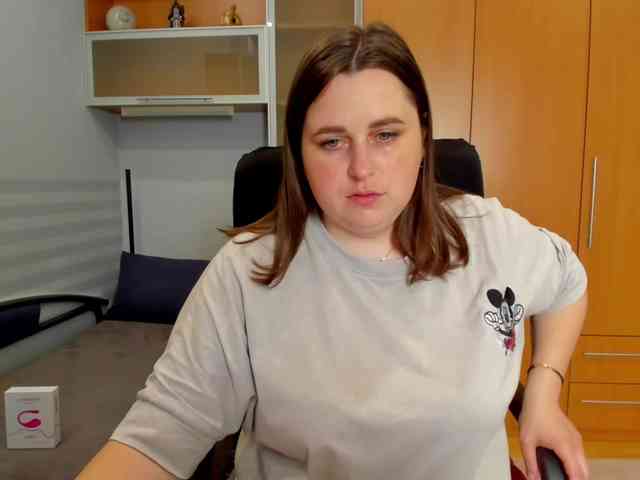 NaomiiWix webcam