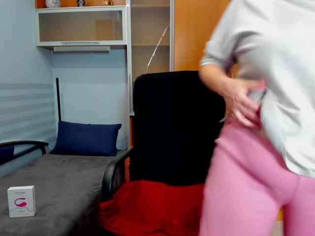 NaomiiWix webcam