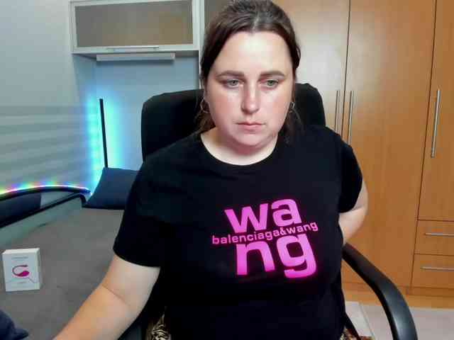 NaomiiWix webcam