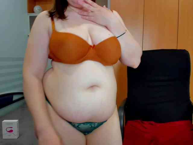 NaomiiWix webcam