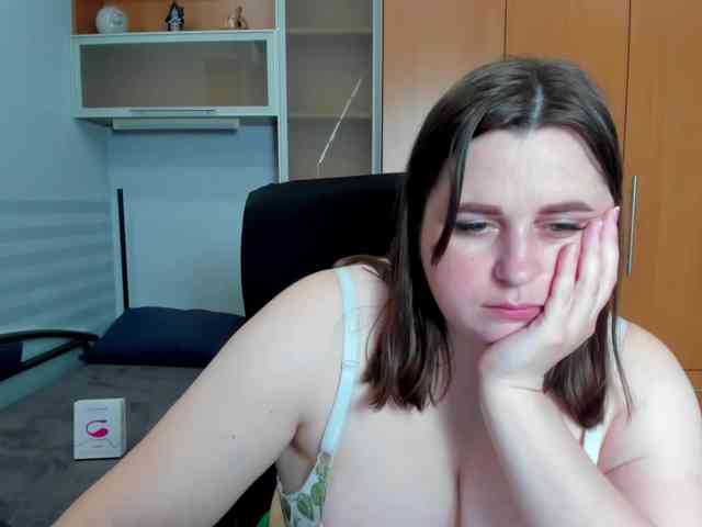 NaomiiWix webcam