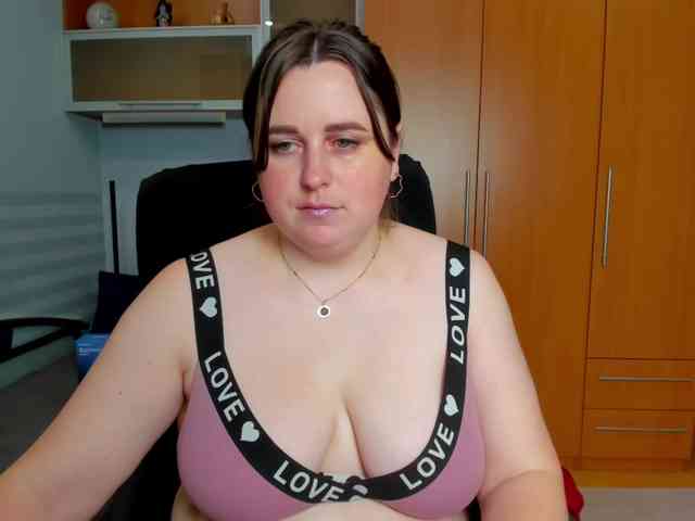 NaomiiWix webcam
