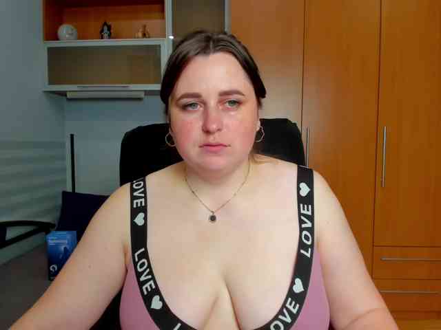 NaomiiWix webcam